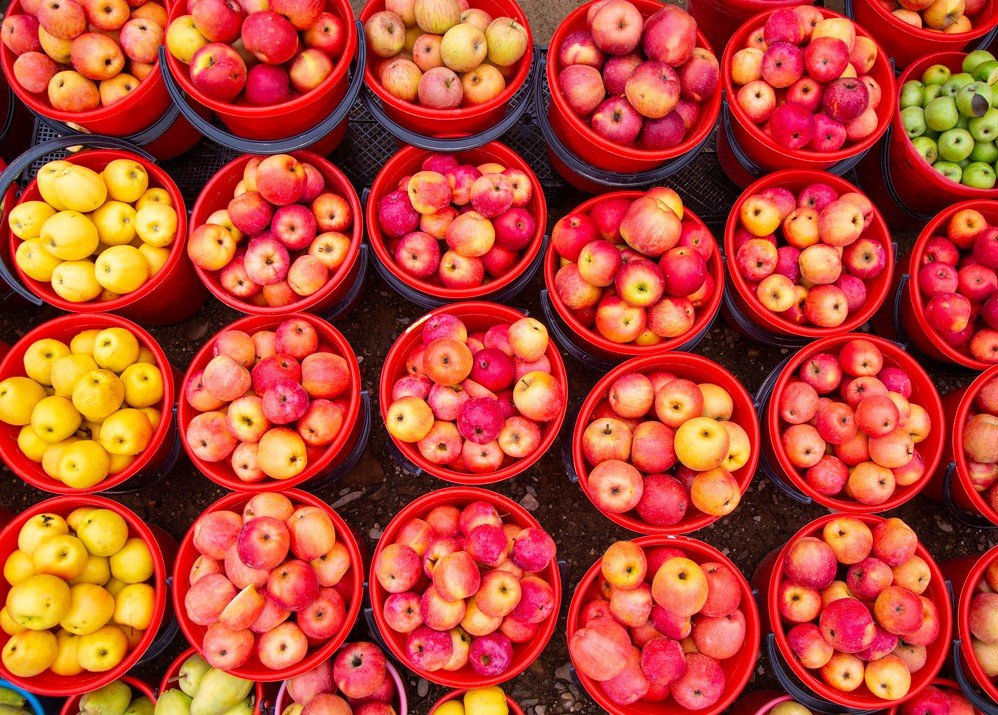 8 Buah Khas Imlek Pembawa Hoki dan Maknanya