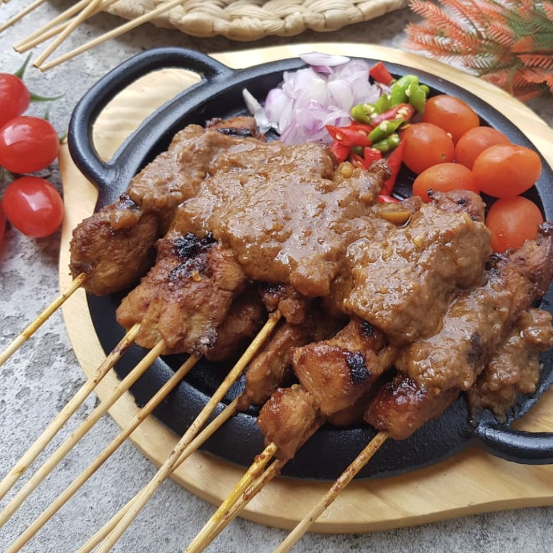 SATE AYAM – Tasty Snack Indonesia