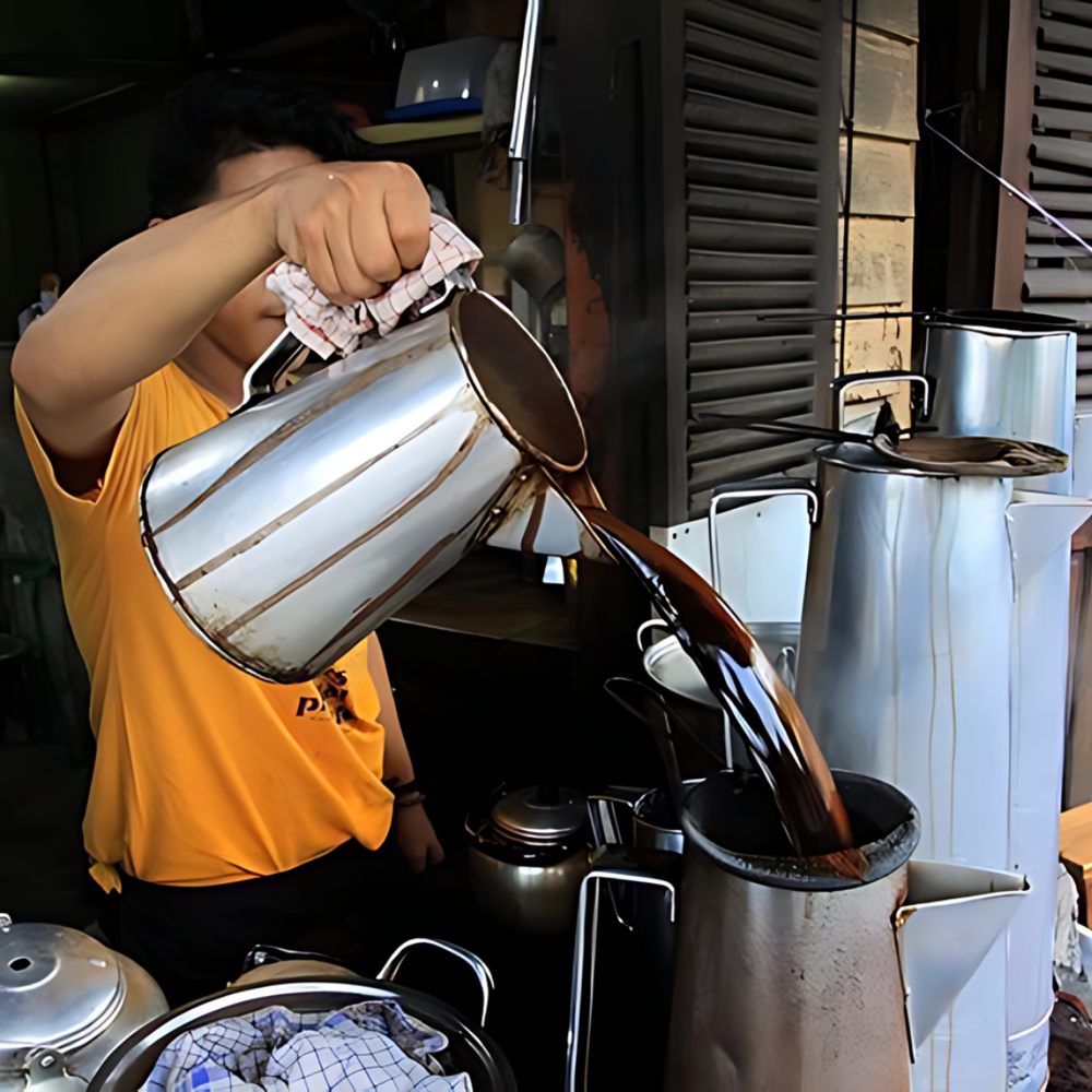 TRADITIONAL INDONESIAN COFFEE STATION